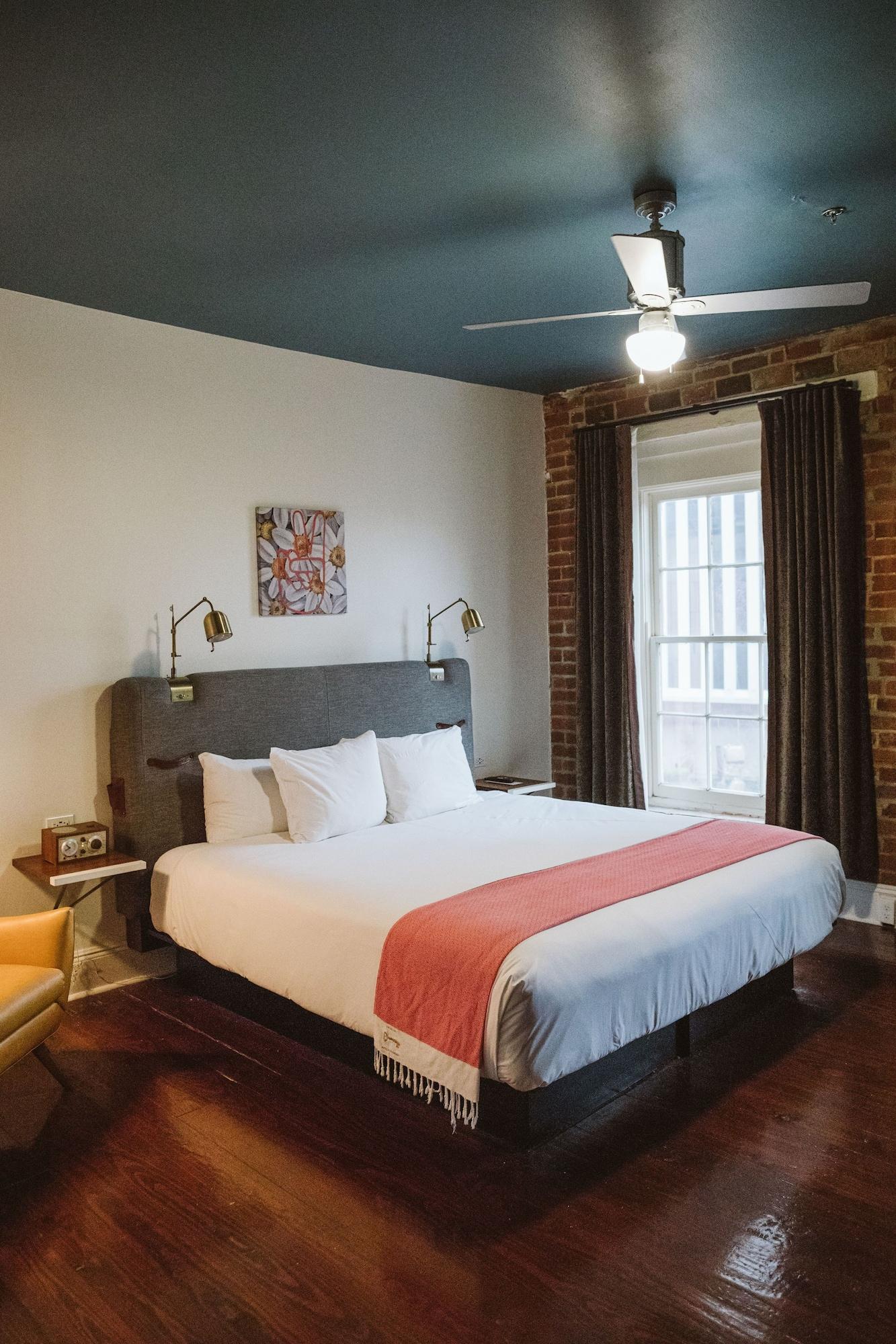 The Old No. 77 Hotel & Chandlery New Orleans Eksteriør billede